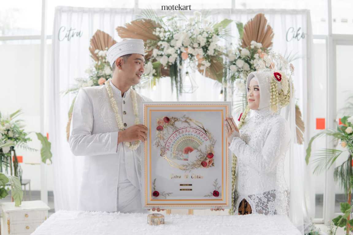 Mountains in the Clouds